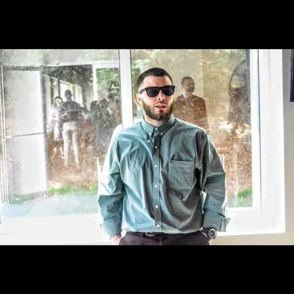 Meet your Posher, Joshua - Picture 1 of 1